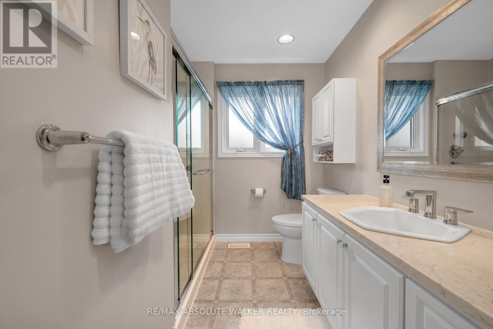 5 West Herrington Court Property Photo 30