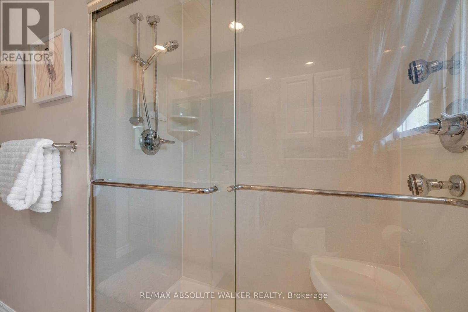 5 West Herrington Court Property Photo 31