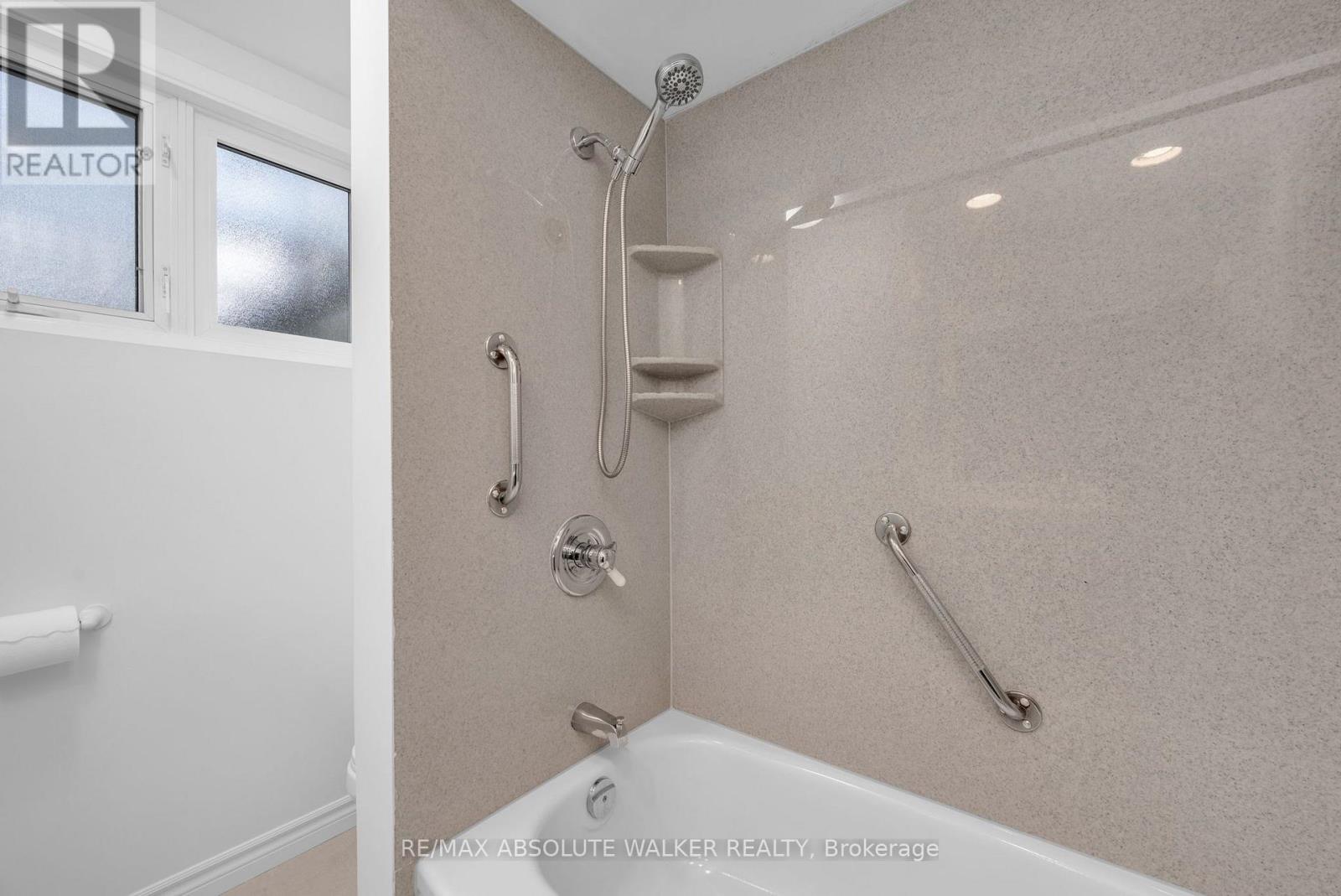 5 West Herrington Court Property Photo 42