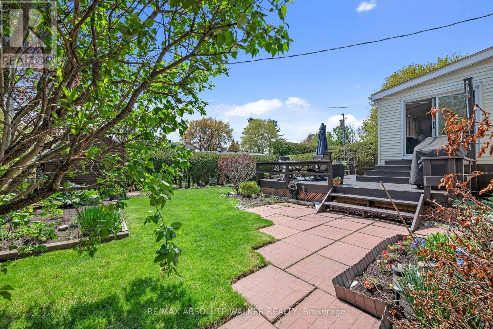 5 West Herrington Court Property Photo 50