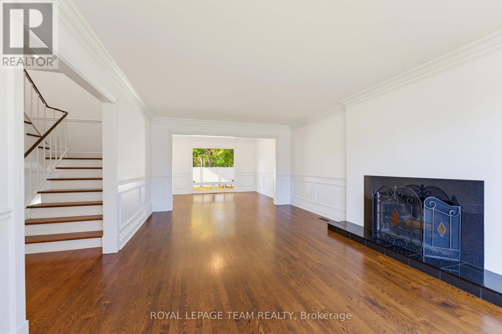 35 Mohawk Crescent Property Photo 18