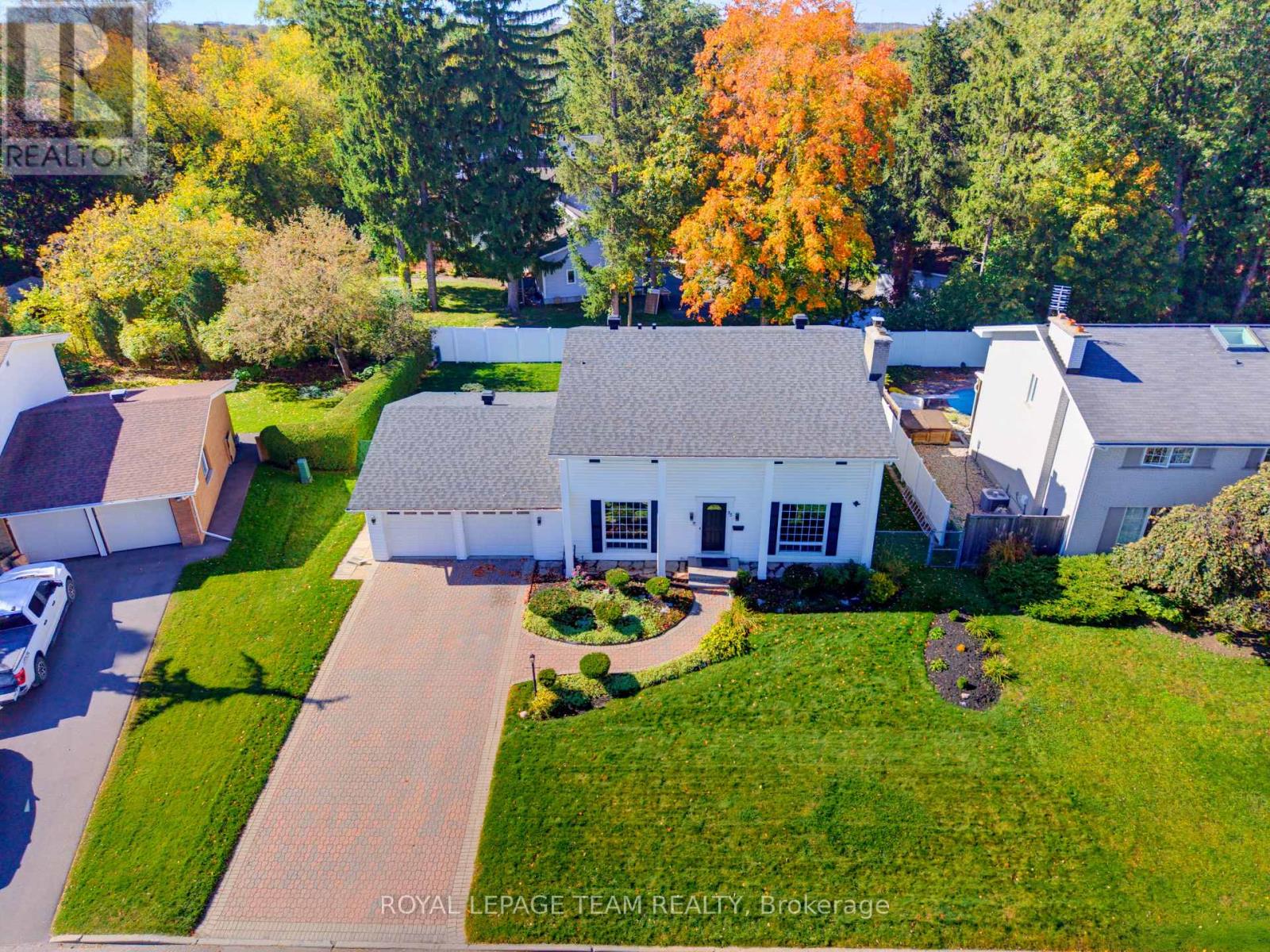 35 Mohawk Crescent Property Photo 47