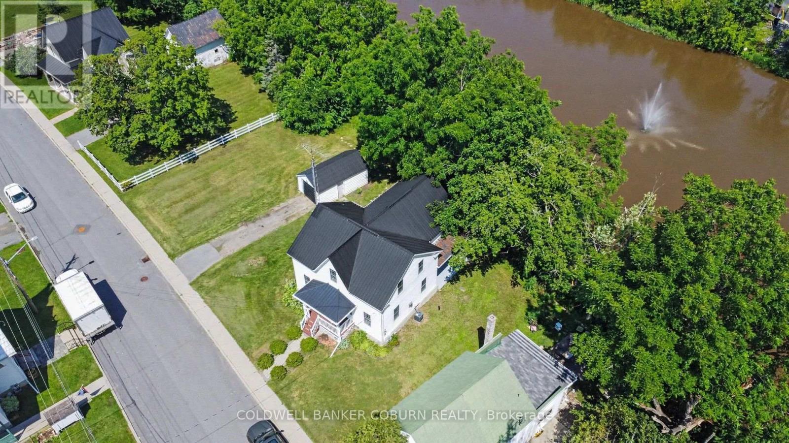 25 Mill Street Property Photo 2