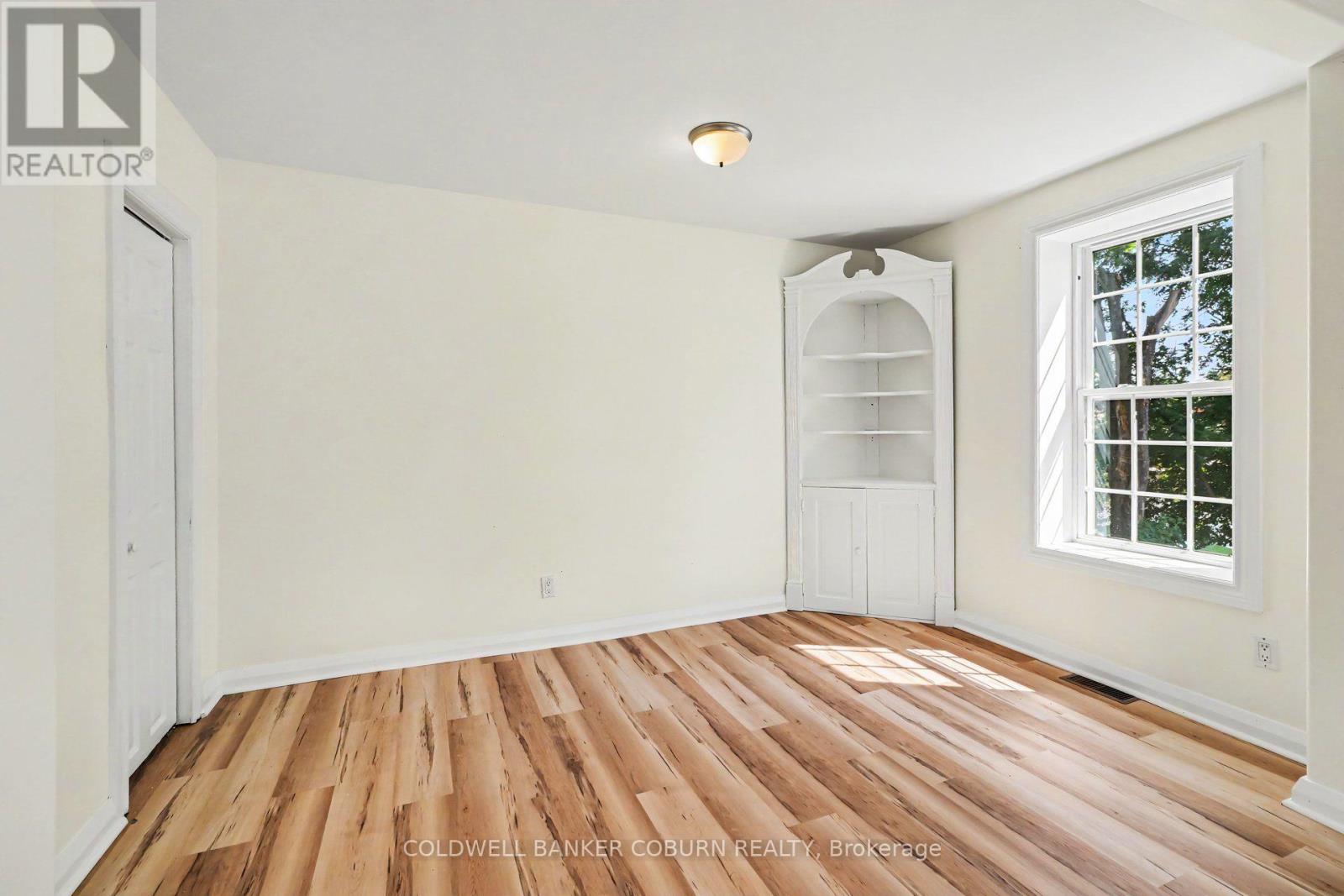 25 Mill Street Property Photo 12