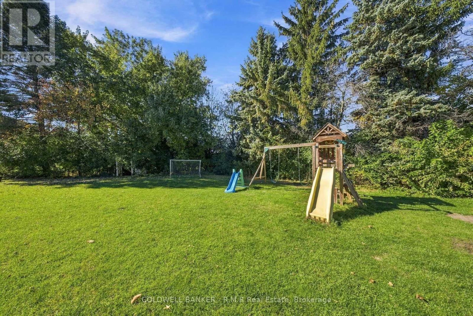 34 Helen Crescent Property Photo 15