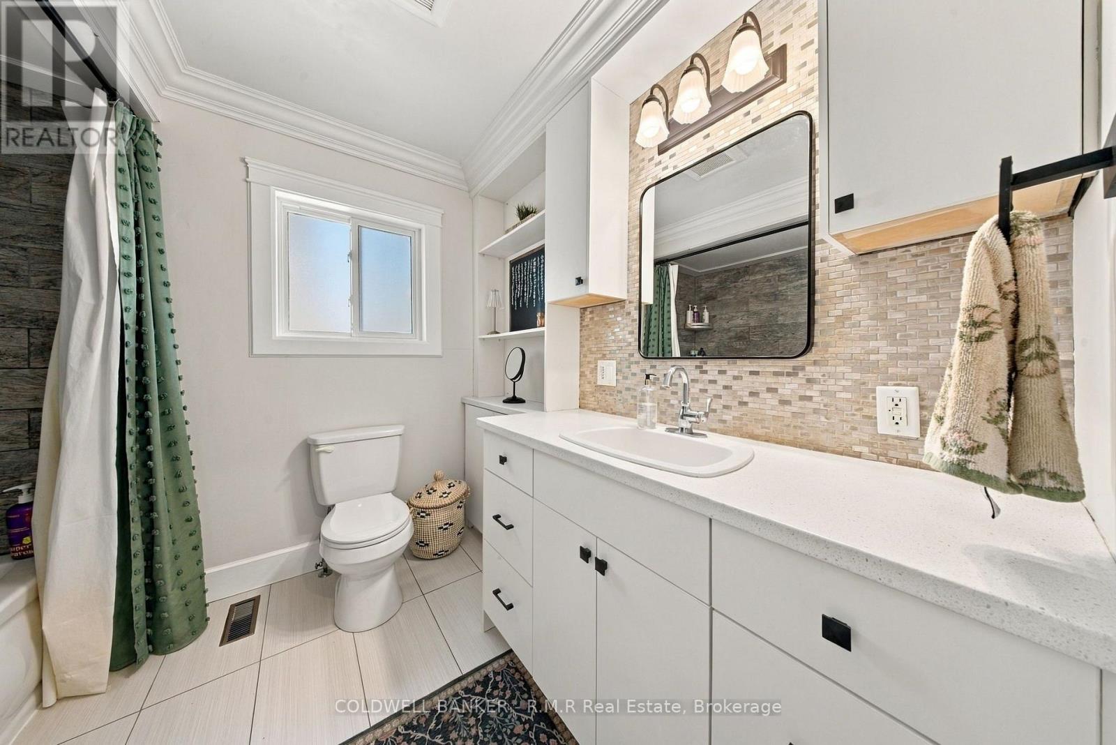 34 Helen Crescent Property Photo 35