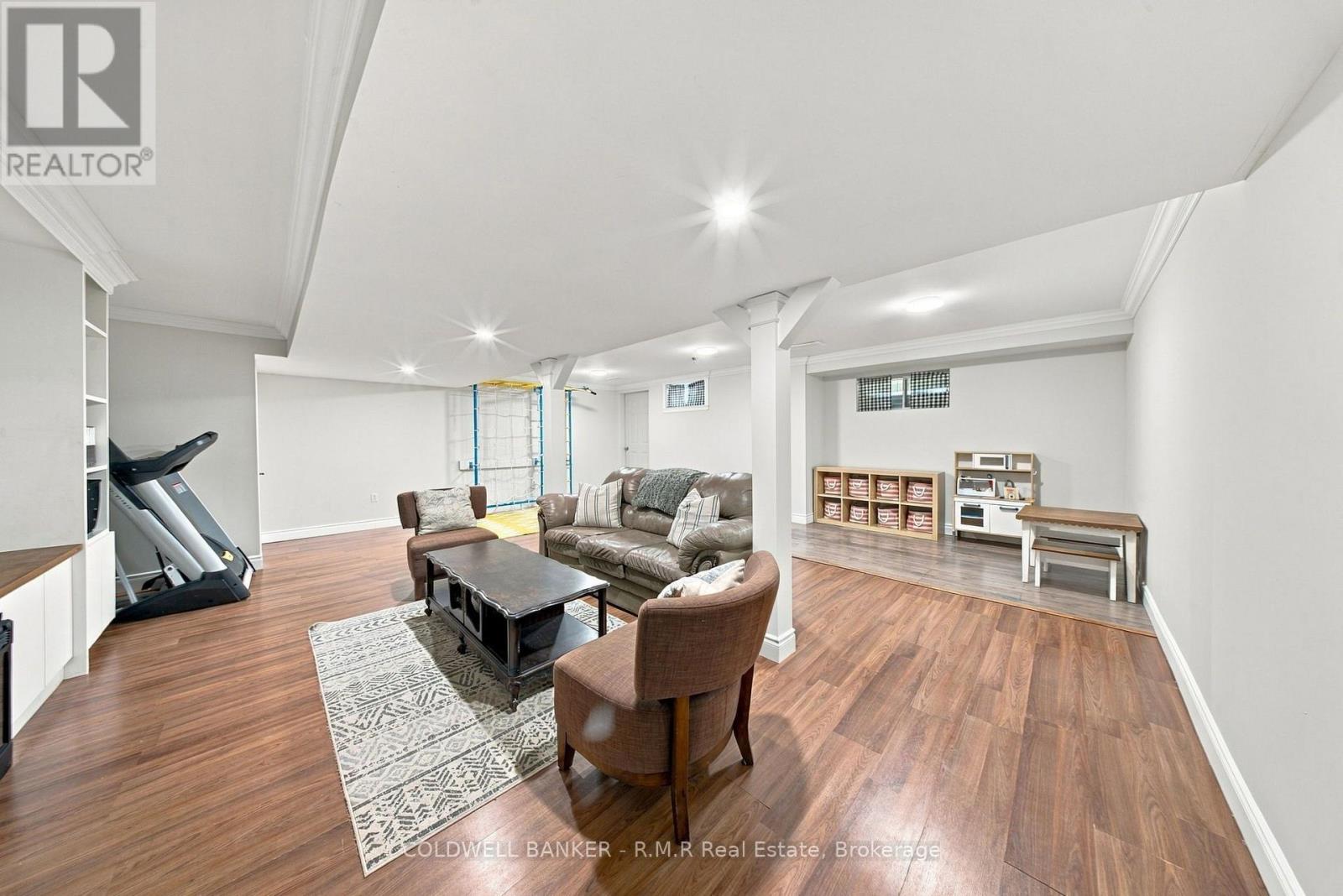 34 Helen Crescent Property Photo 40