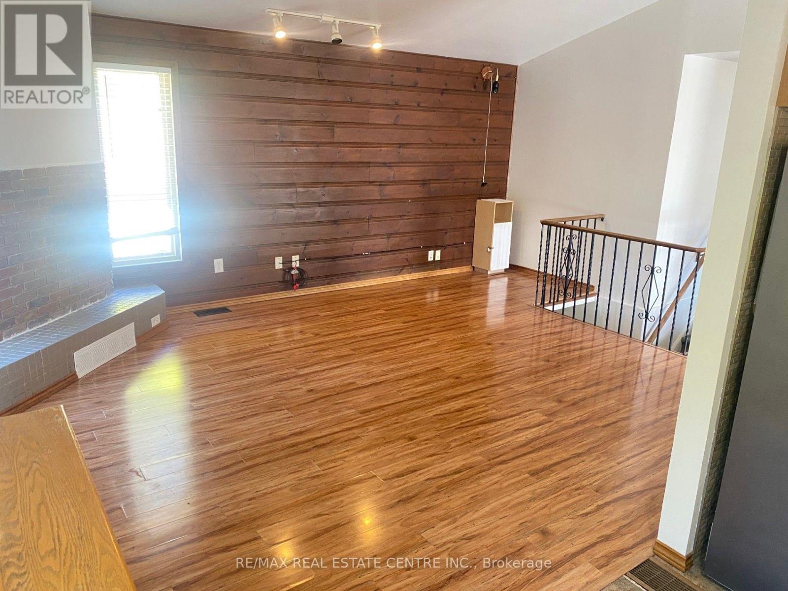 58 Fifth Avenue Property Photo 3