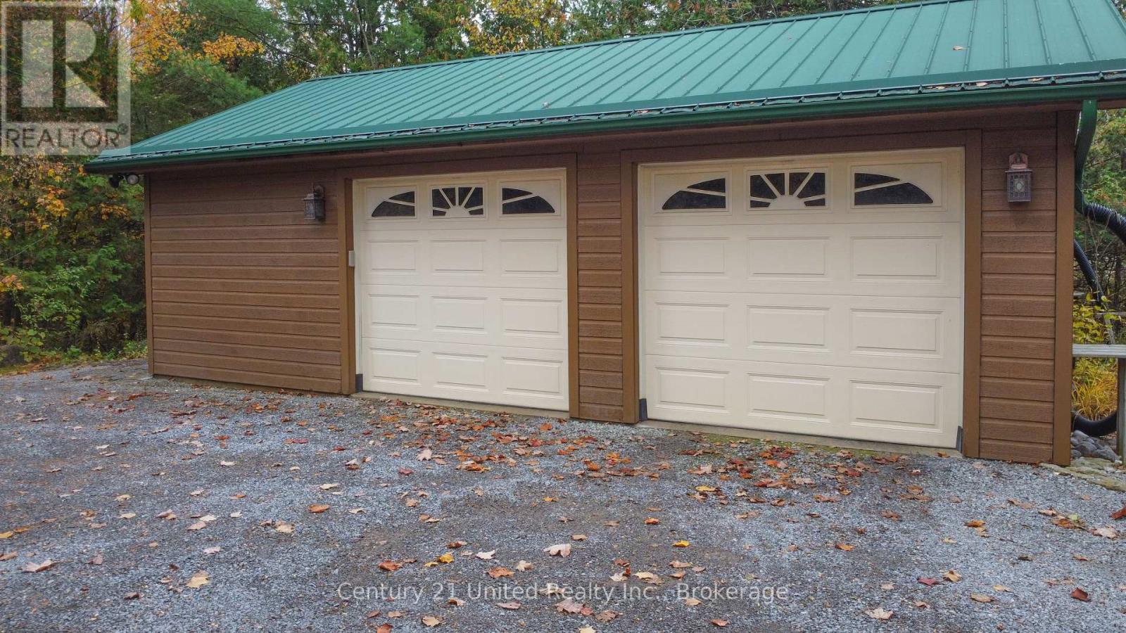 395 Sawmill Road Property Photo 5