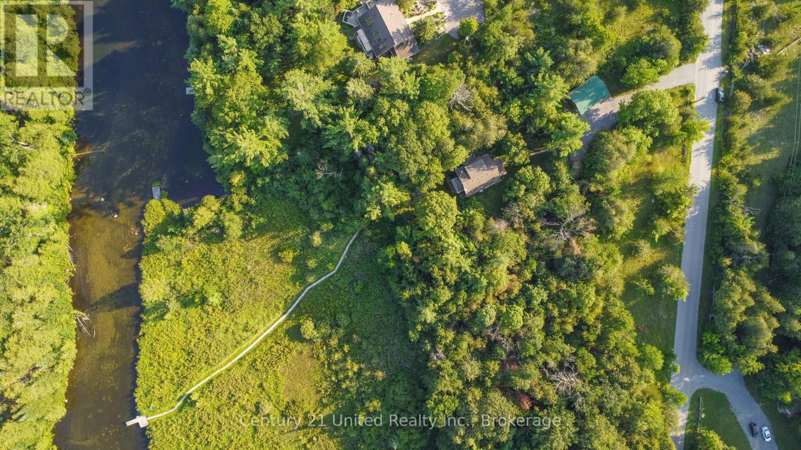 395 Sawmill Road Property Photo 6