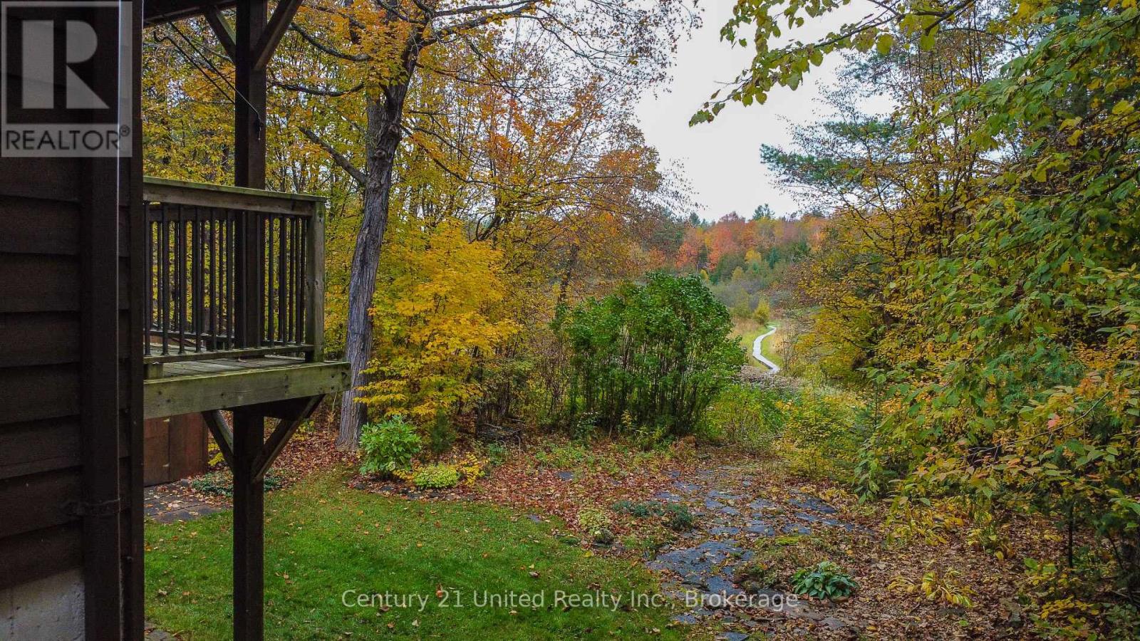 395 Sawmill Road Property Photo 9