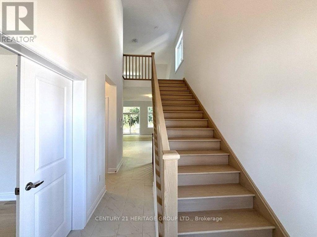 130 Beacon Drive Property Photo 2