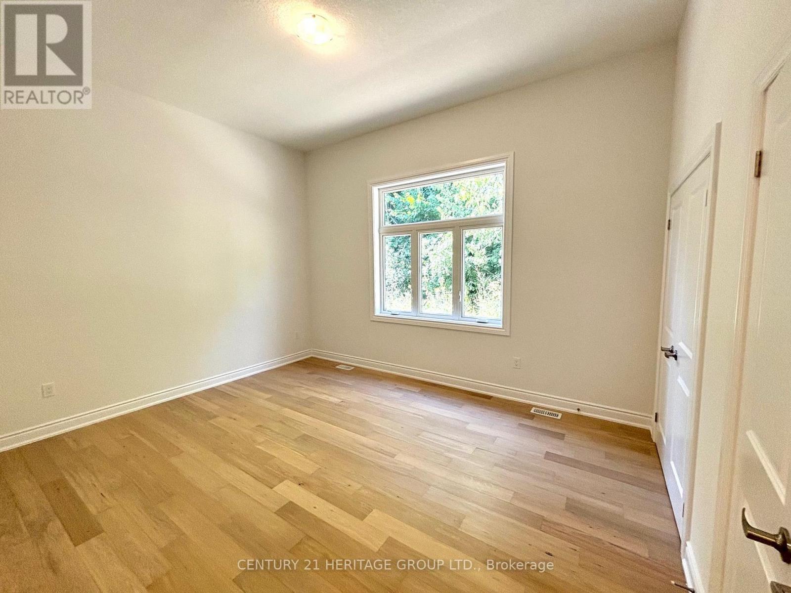 130 Beacon Drive Property Photo 9