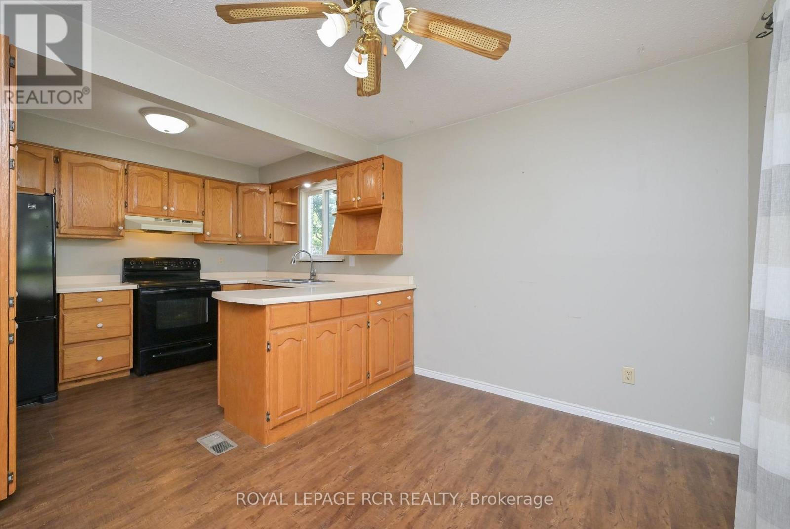116 Ann Street Property Photo 6