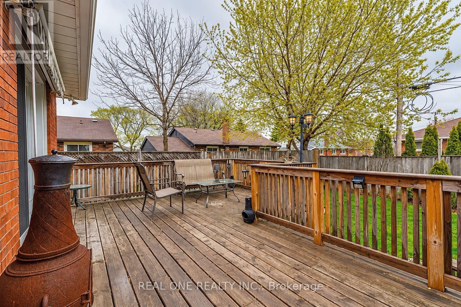 Upper - 25 Terrace Drive Property Photo 23