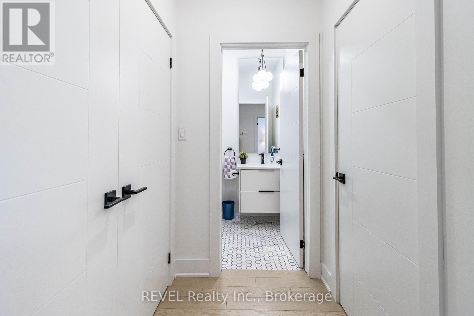 18 Princeton Common Street Property Photo 25