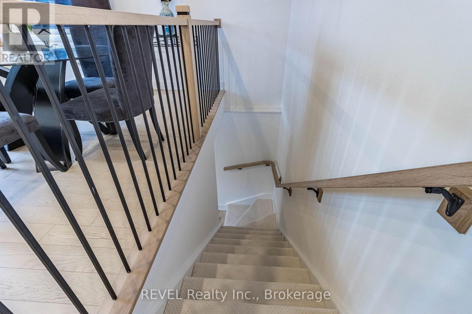 18 Princeton Common Street Property Photo 29