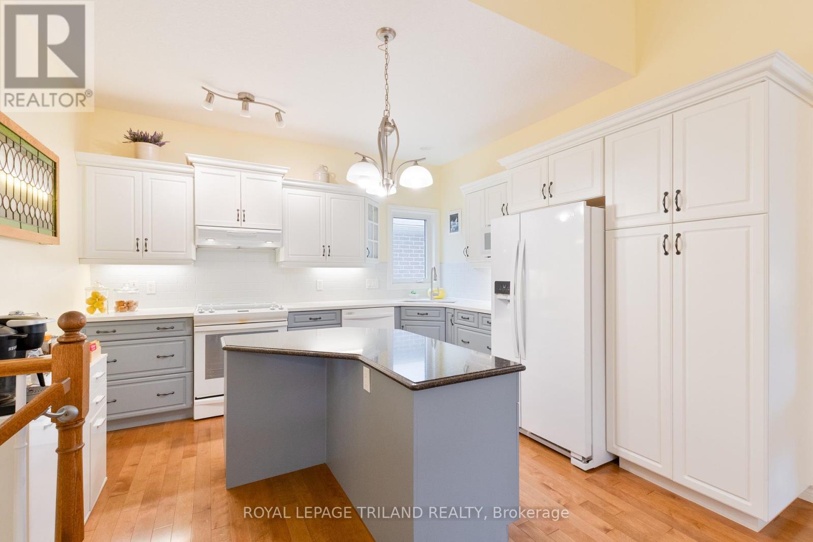 87 Pine Valley Drive Property Photo 4