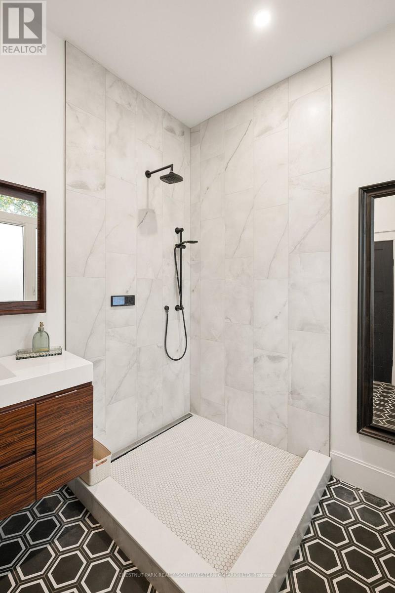 361 Lee Circle Property Photo 29