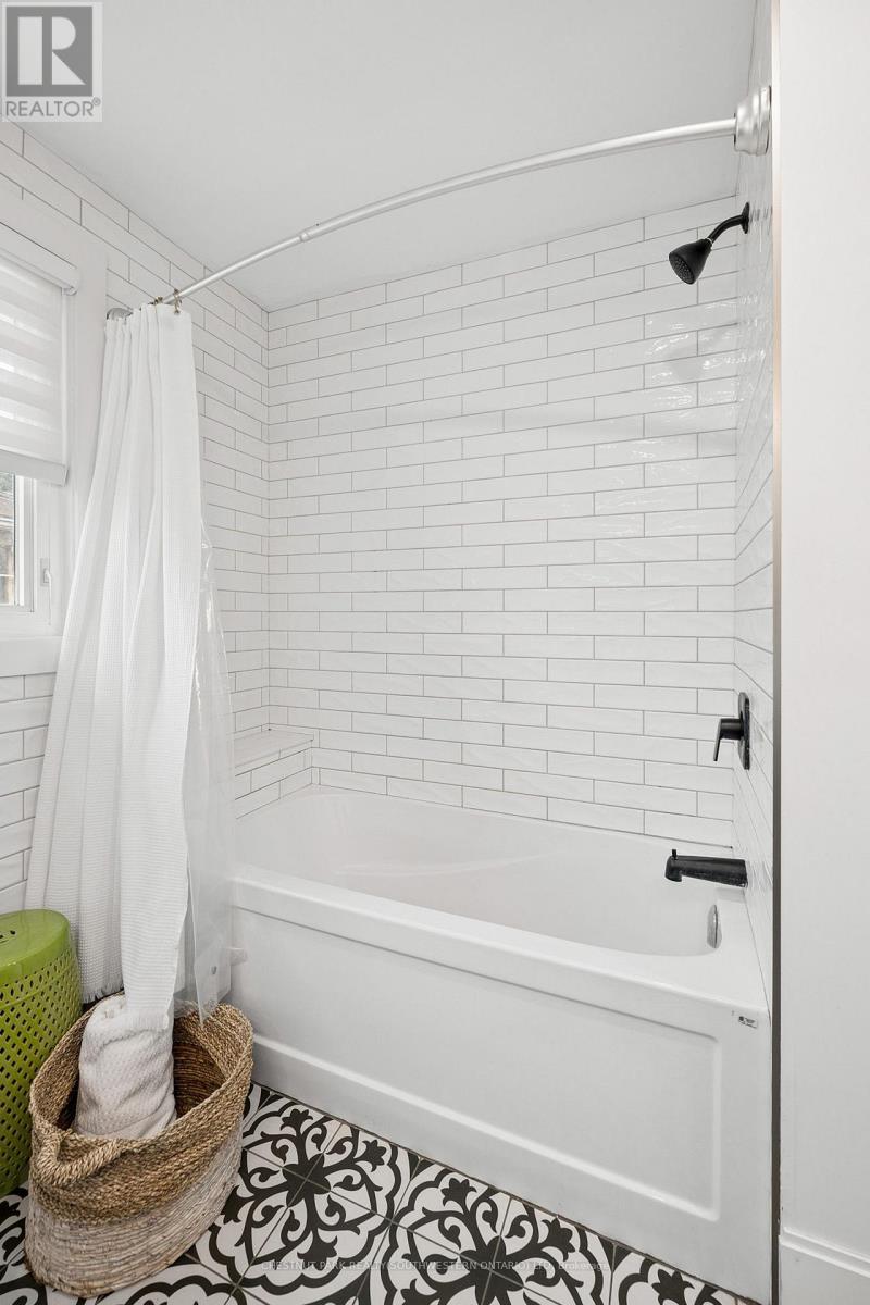 361 Lee Circle Property Photo 35