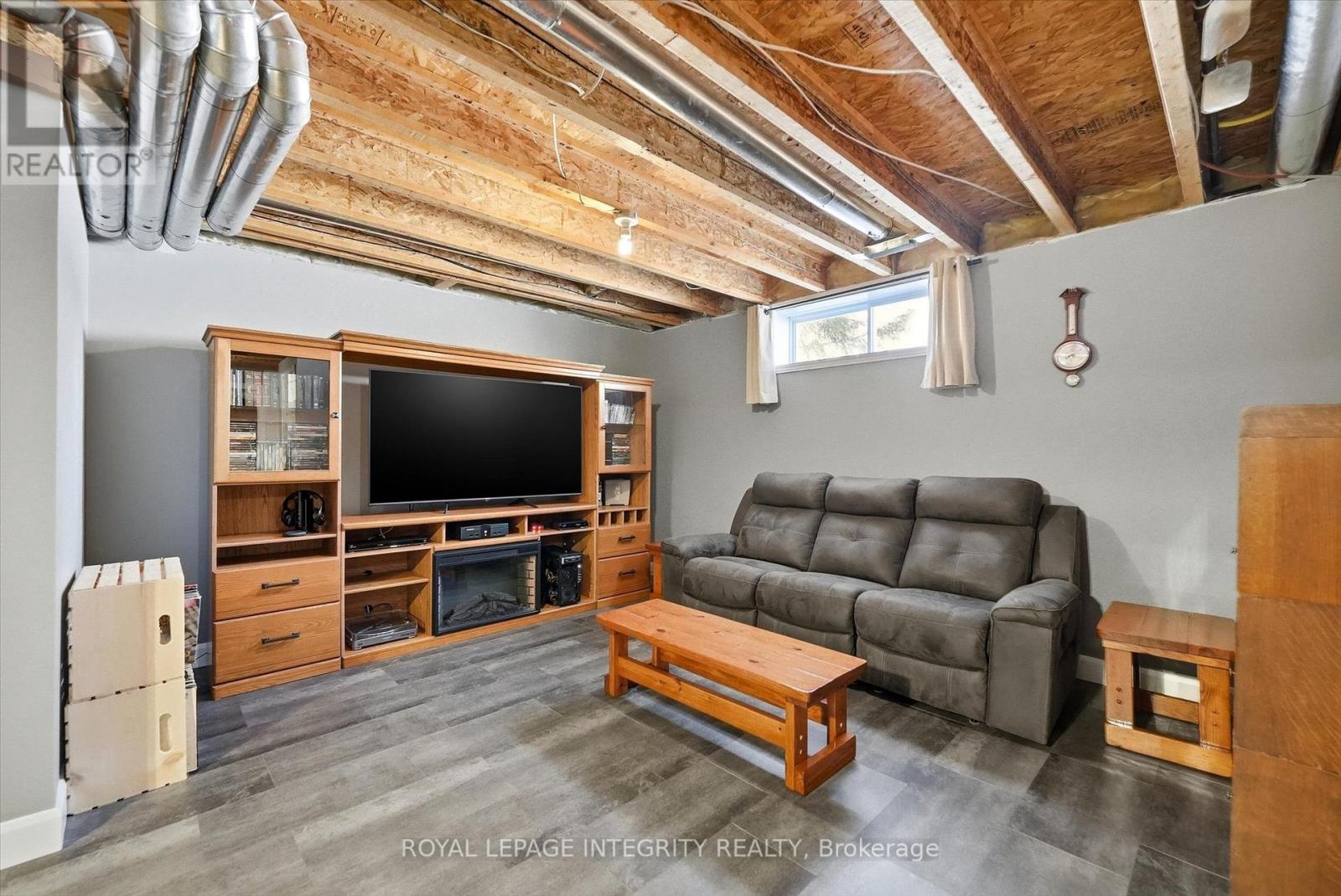 36 Frontenac Boulevard Property Photo 26