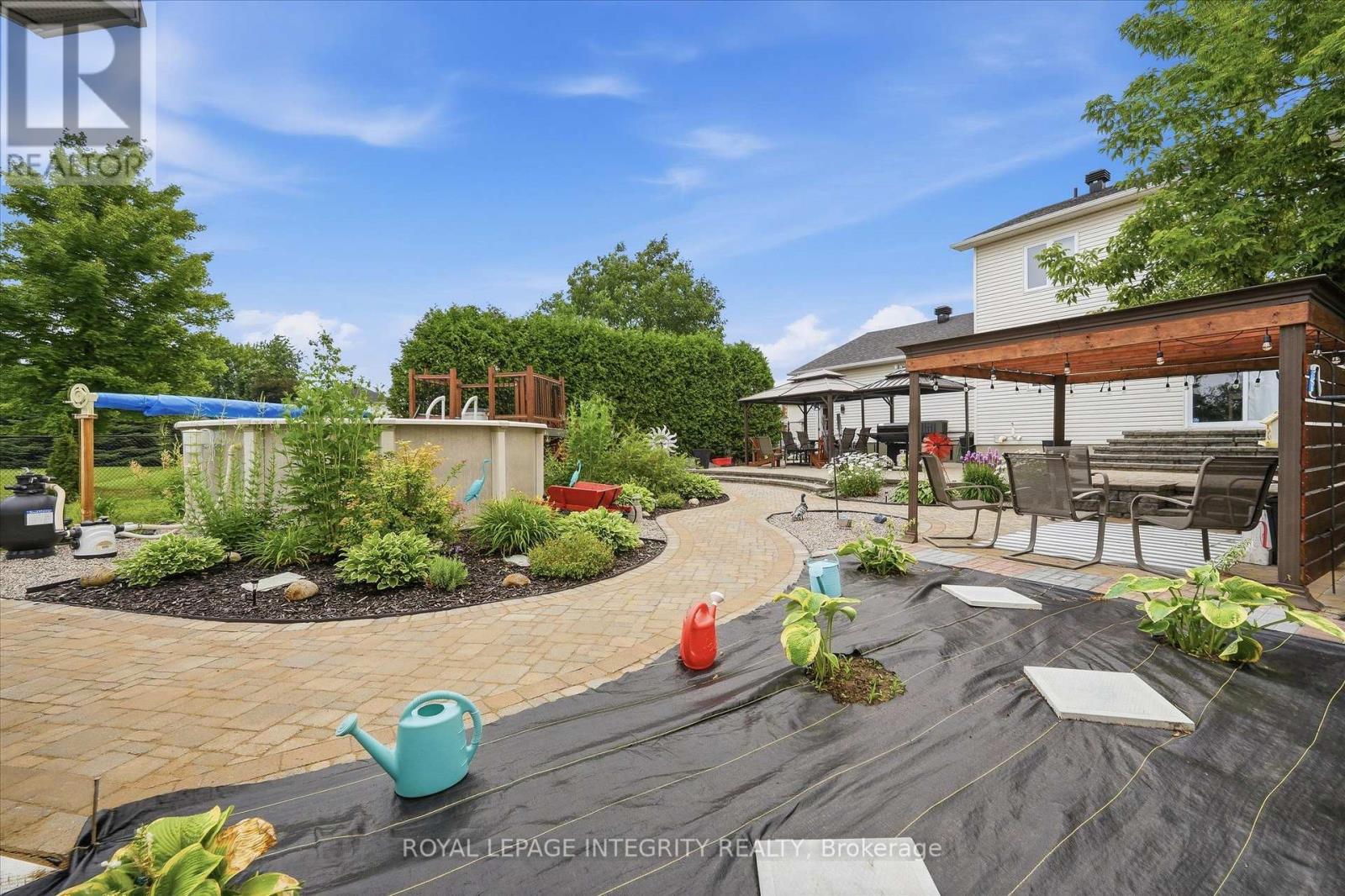 36 Frontenac Boulevard Property Photo 38