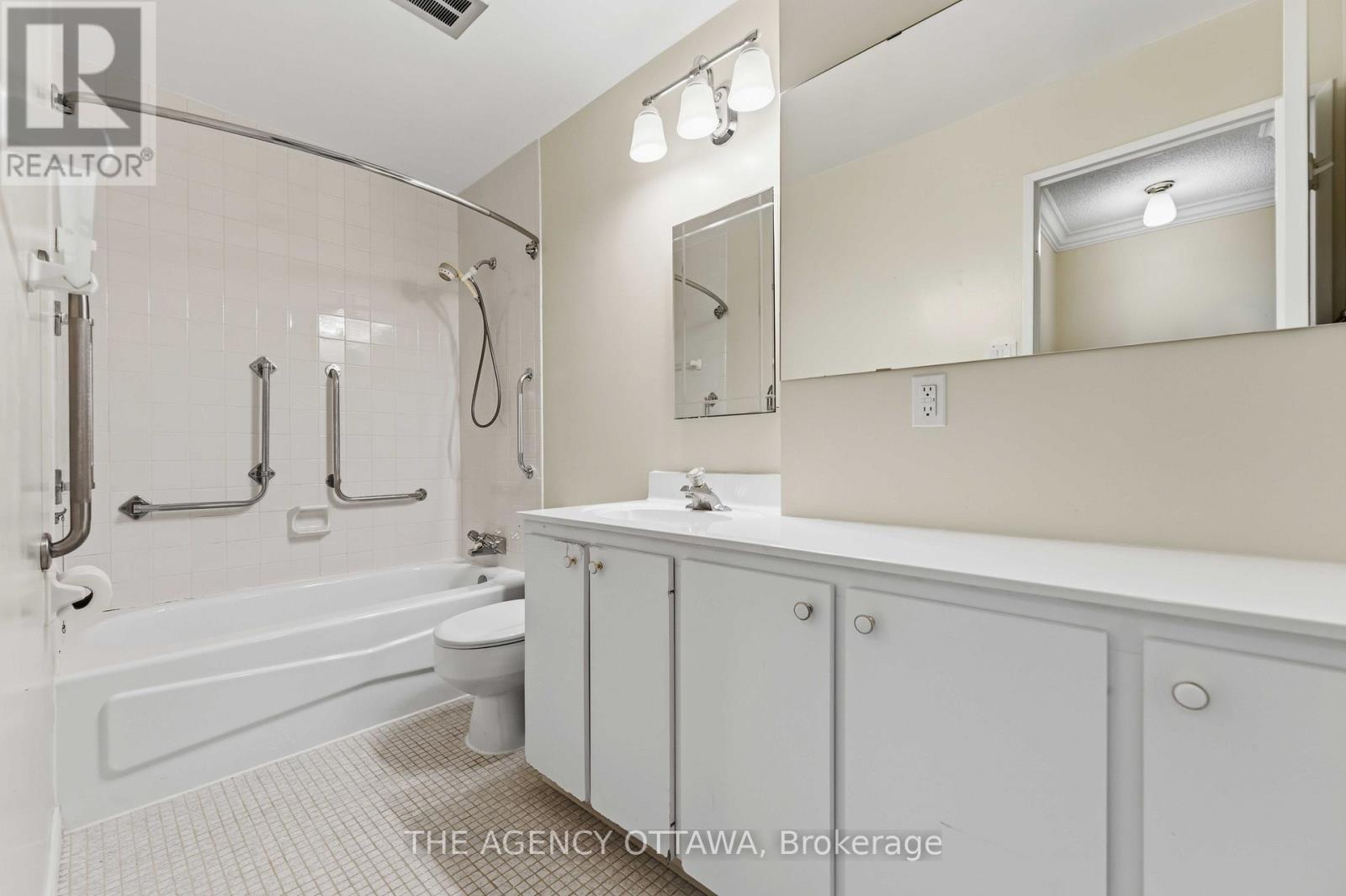 703 - 1785 Frobisher Lane Property Photo 21