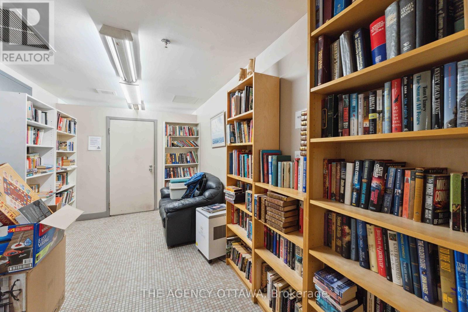 703 - 1785 Frobisher Lane Property Photo 25