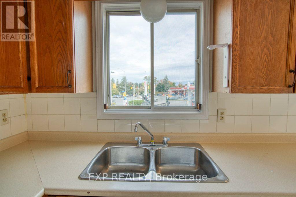 815 A Maitland Avenue Property Photo 26