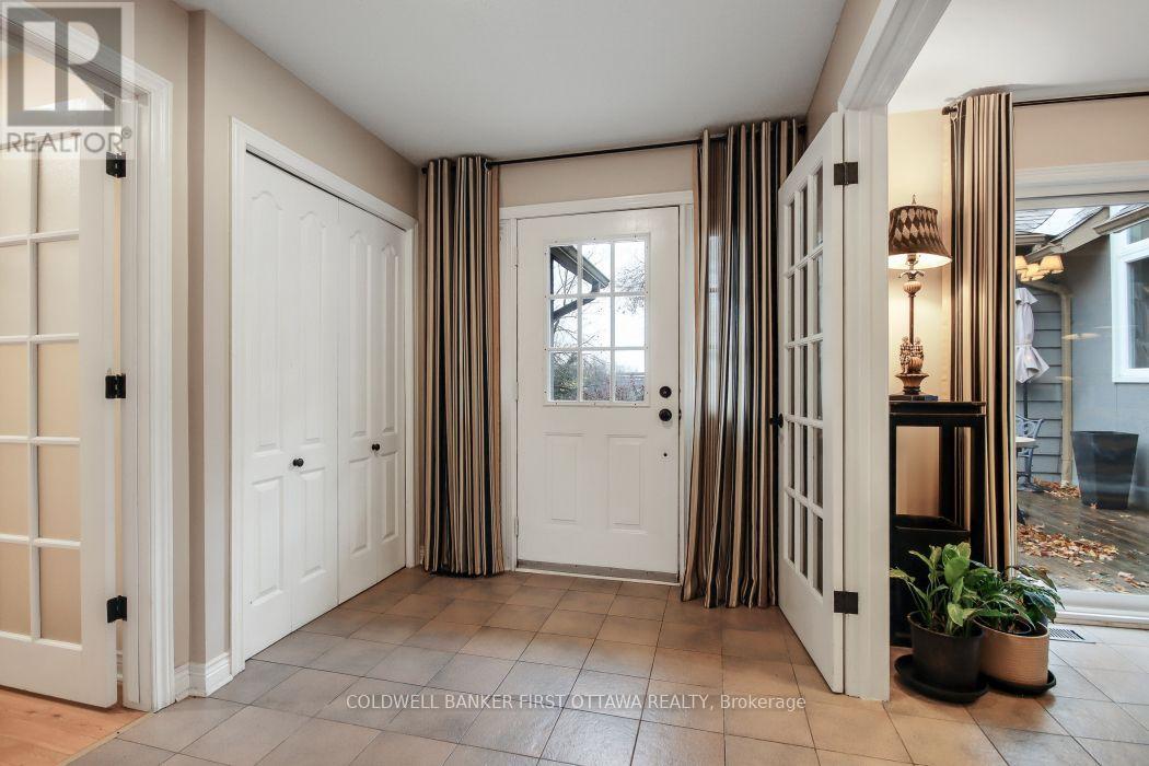 2060 Fifth Line Road Property Photo 6