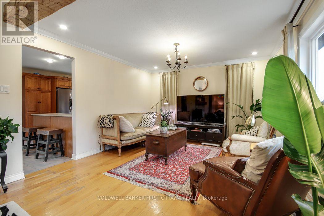2060 Fifth Line Road Property Photo 14
