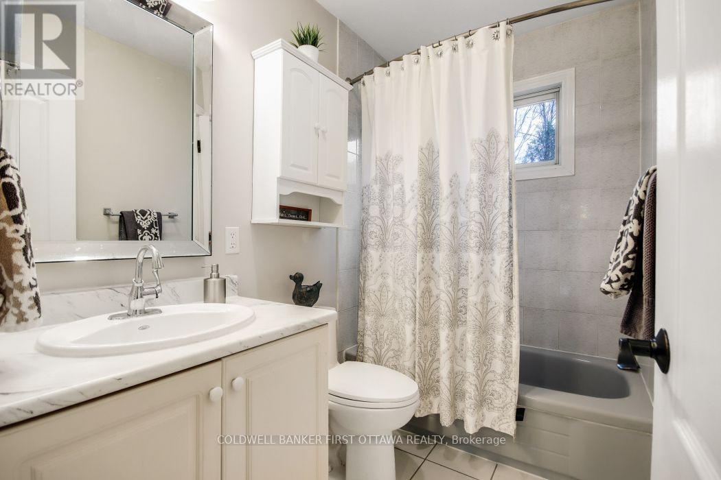 2060 Fifth Line Road Property Photo 25