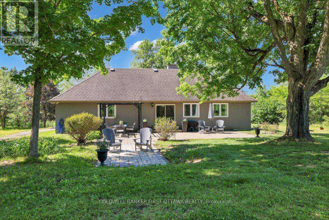 2060 Fifth Line Road Property Photo 33