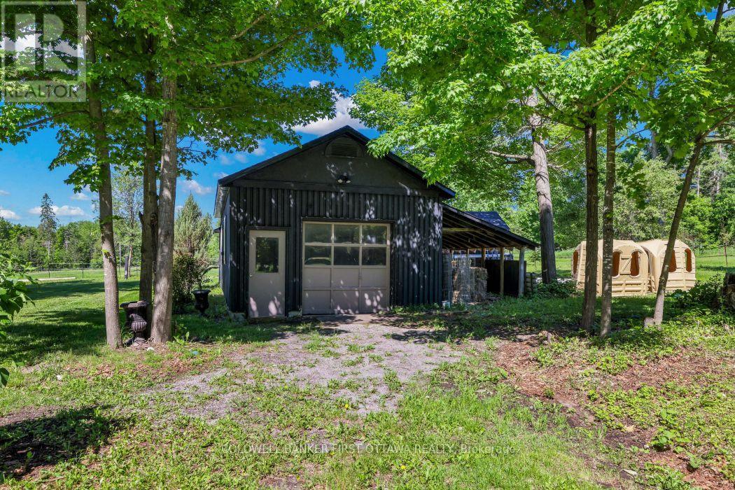 2060 Fifth Line Road Property Photo 37