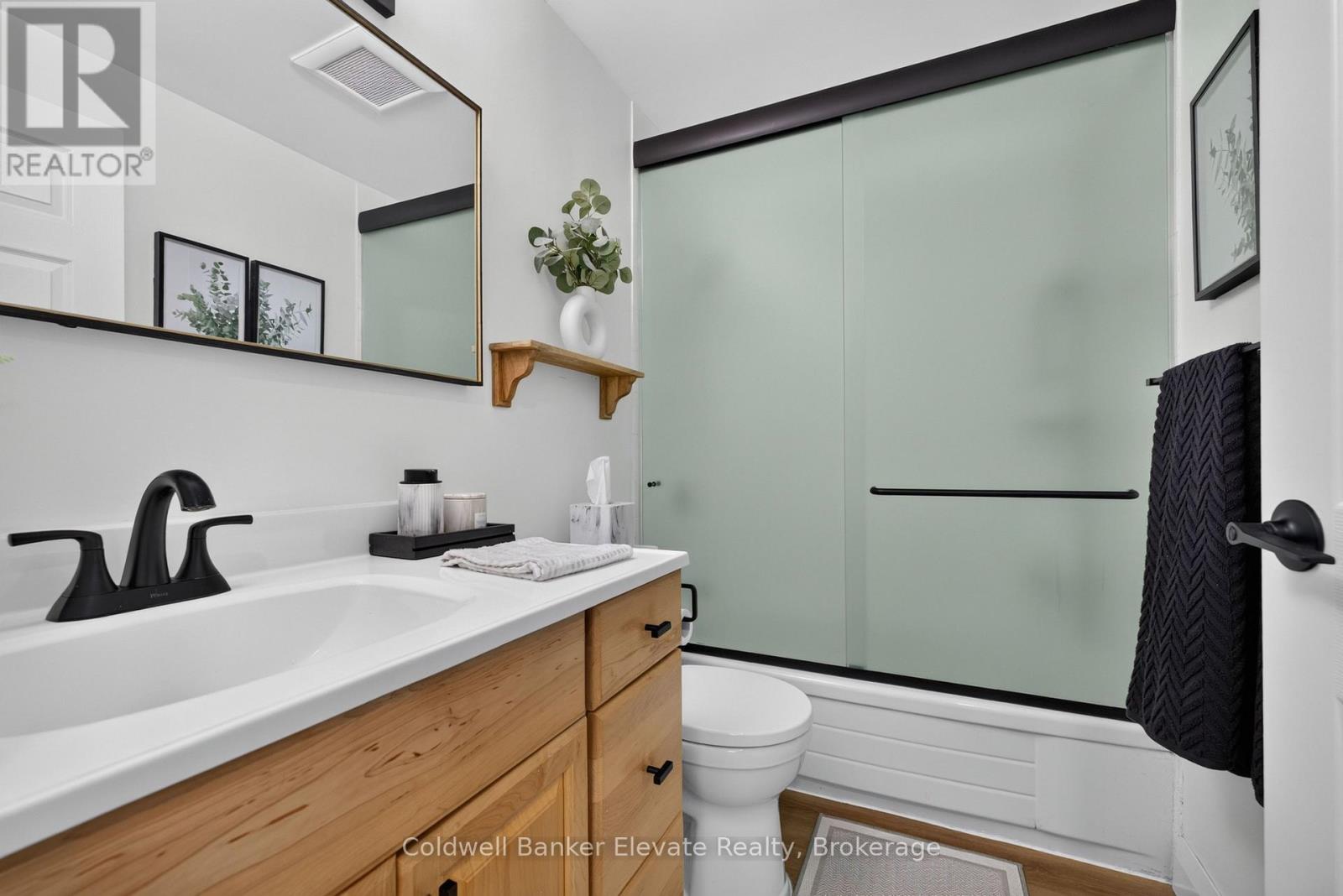 111 Kingswood Drive Property Photo 39