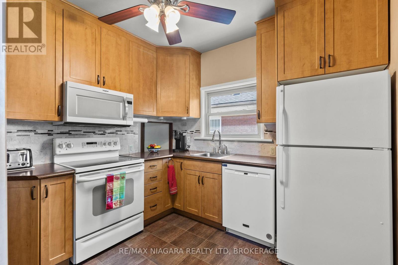 6403 Locus Avenue Property Photo 16