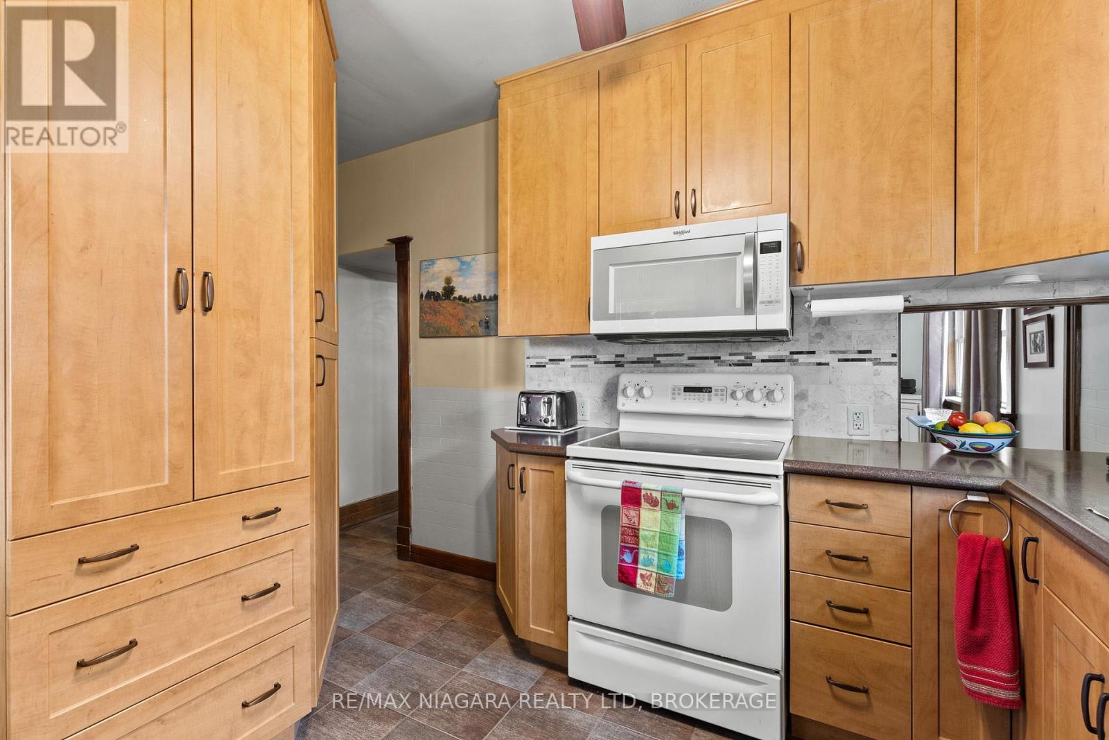 6403 Locus Avenue Property Photo 17