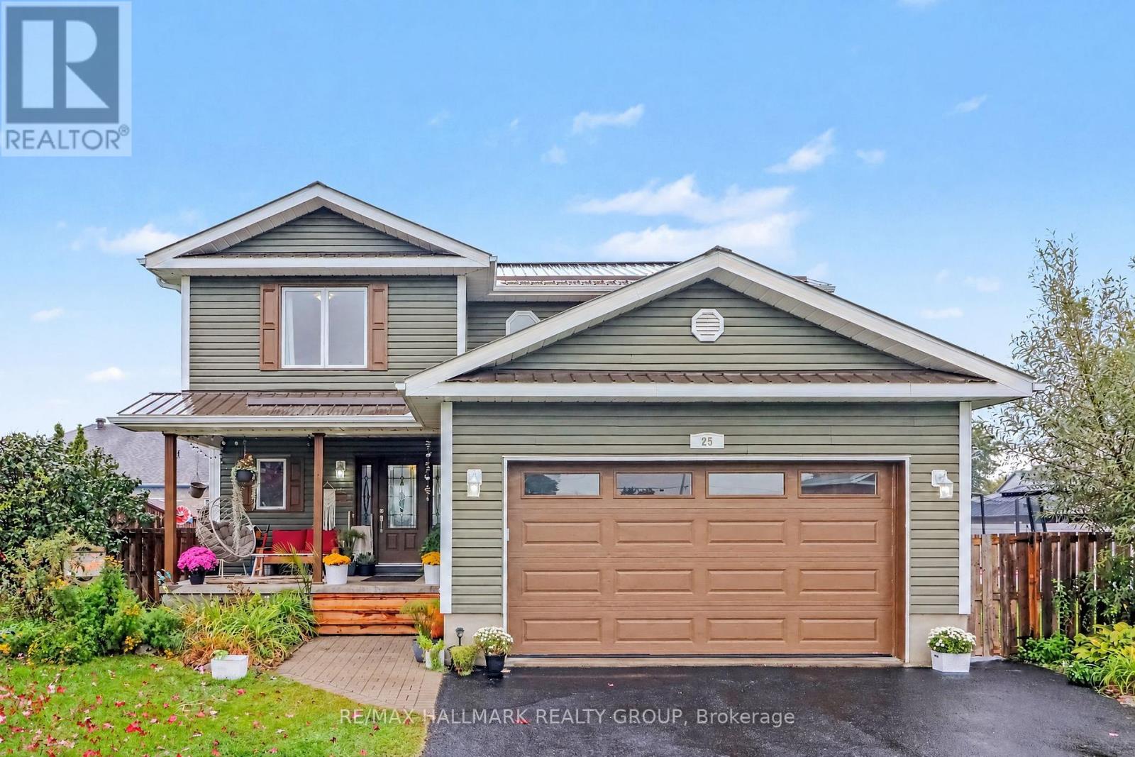 25 TABITHA CRES CRESCENT Property Photo 1