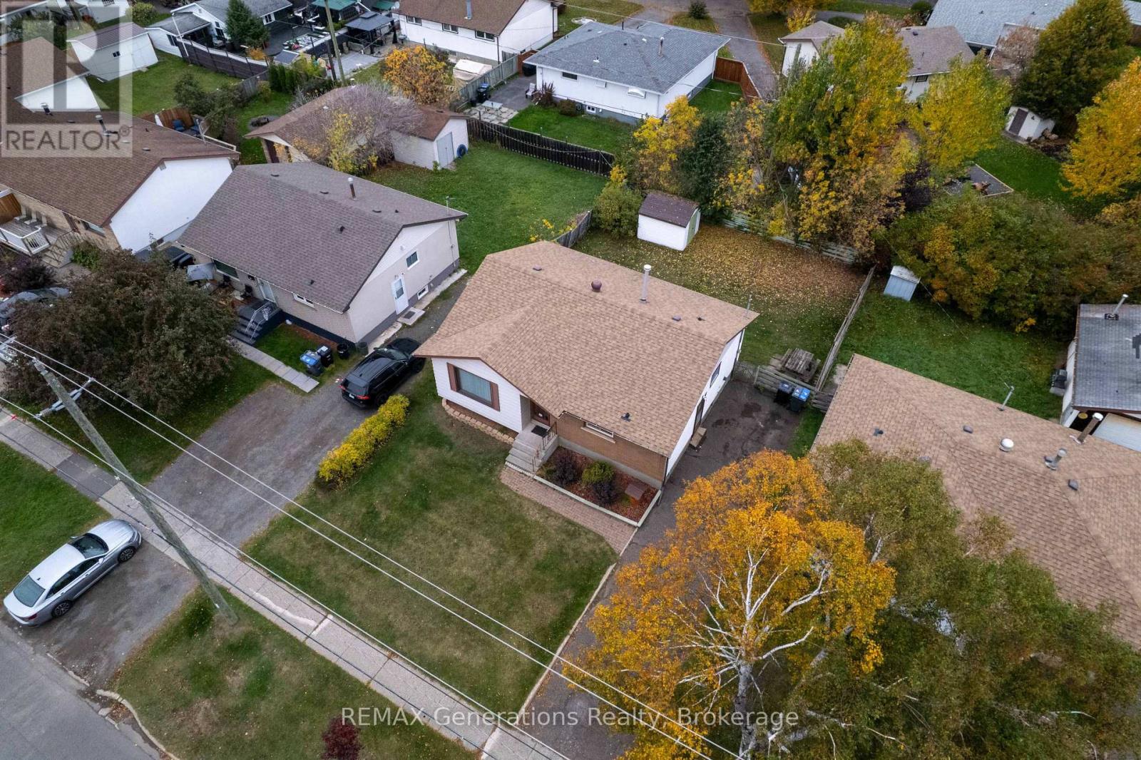 403 Churchill Drive W Property Photo 20