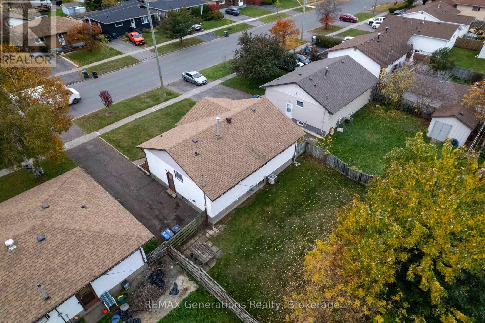 403 Churchill Drive W Property Photo 24