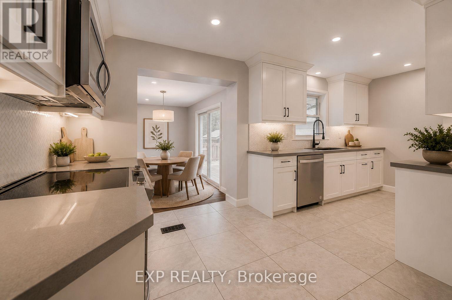 244 Royal Street Property Photo 8