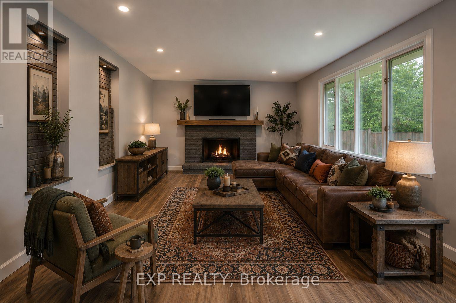 244 Royal Street Property Photo 16