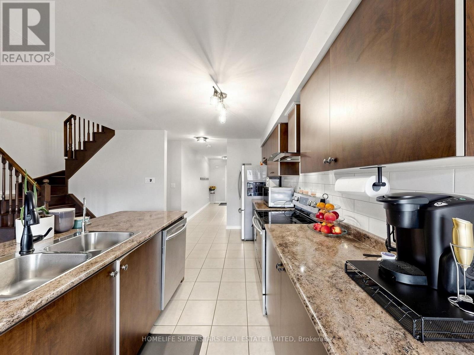 234 Powell Road Property Photo 10