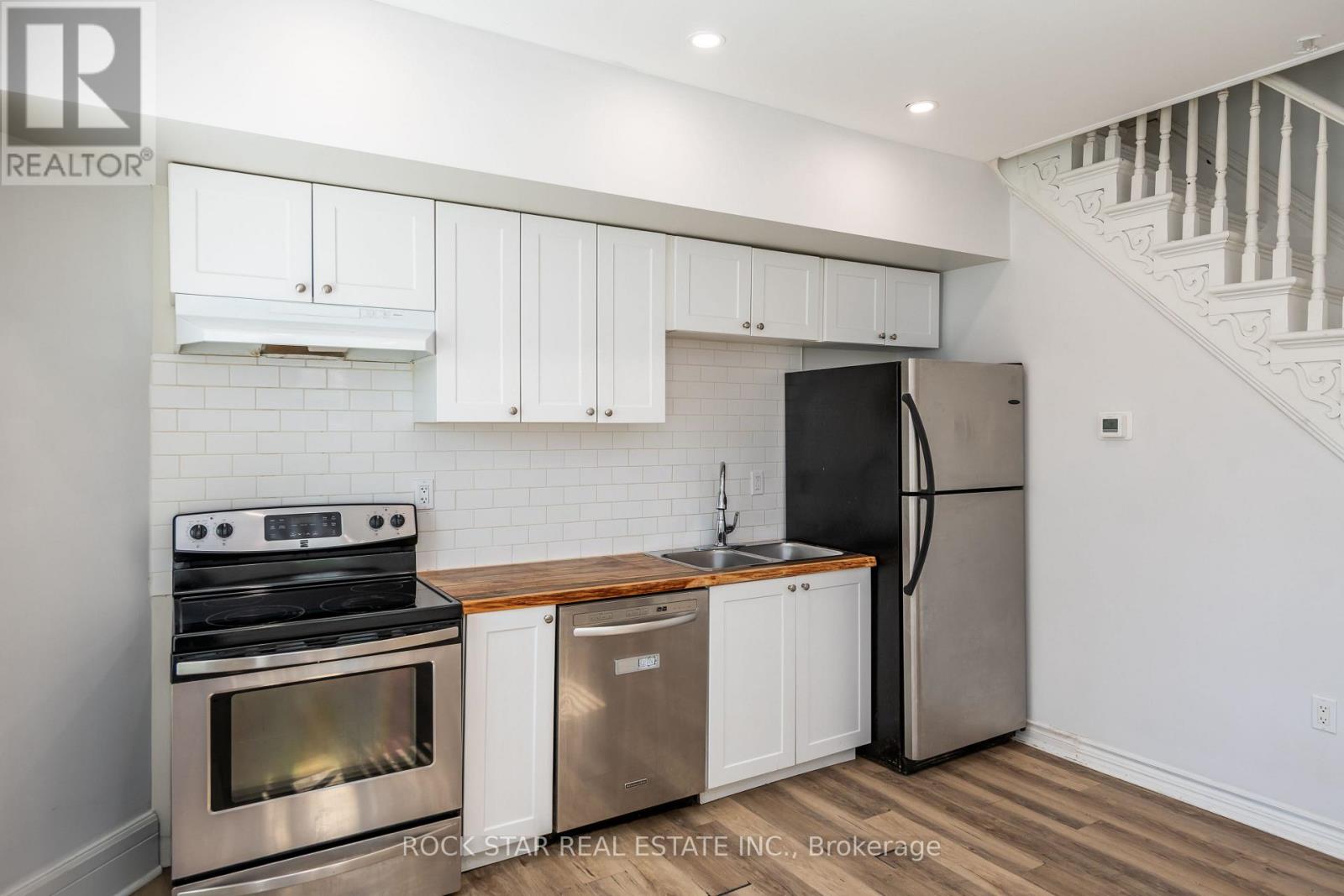 292 Fares Street Property Photo 8