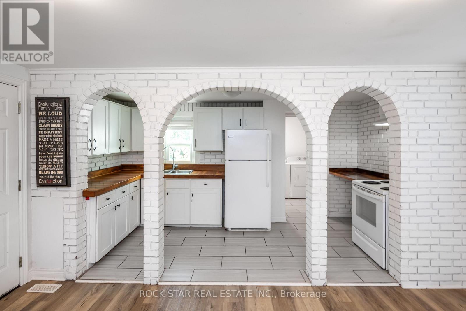 292 Fares Street Property Photo 28