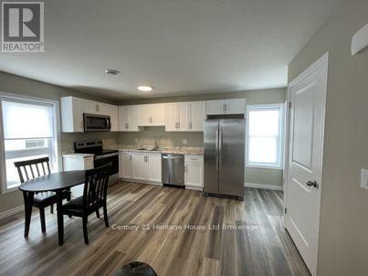 8-10 Bay Street Property Photo 2