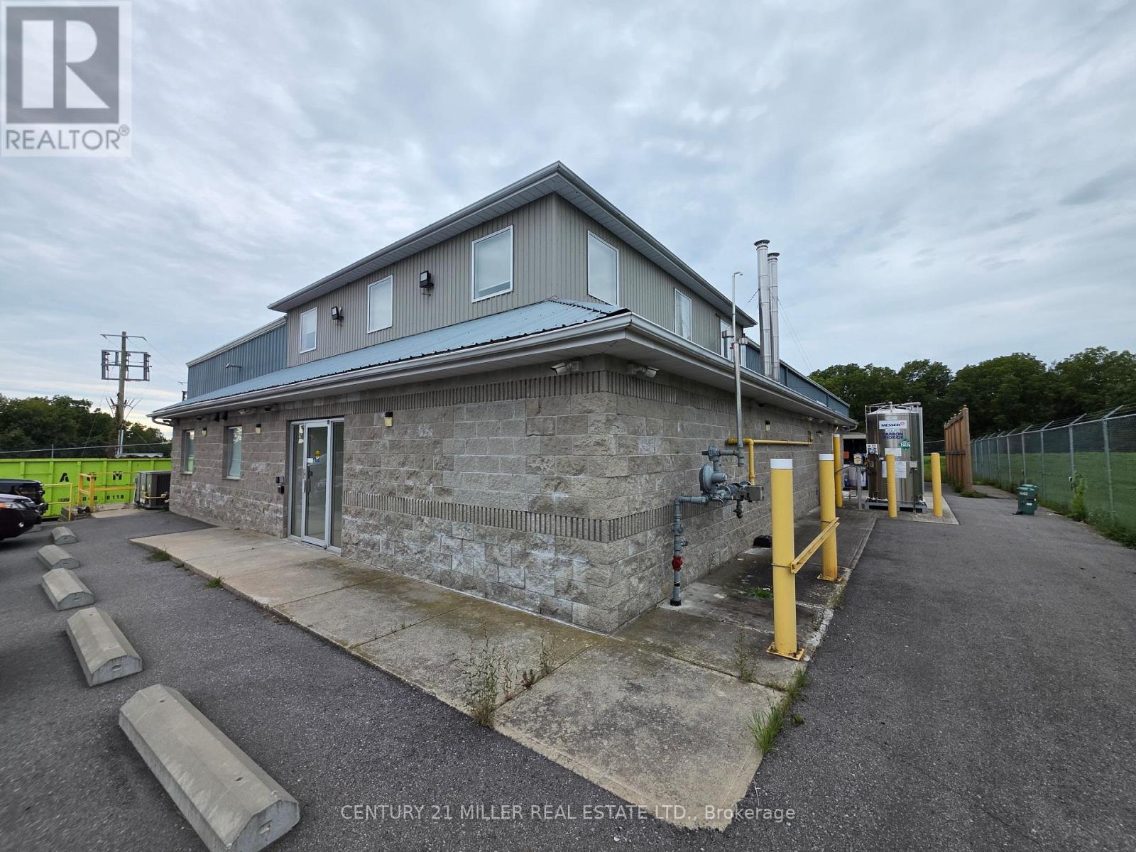 14877 Loyalist Parkway W Property Photo 12