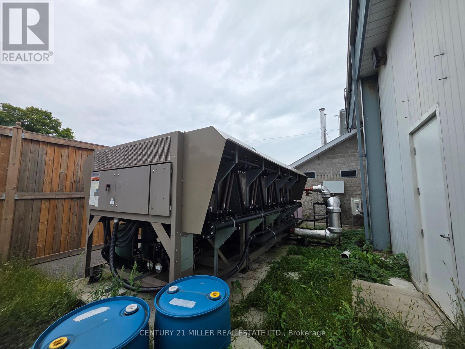 14877 Loyalist Parkway W Property Photo 21