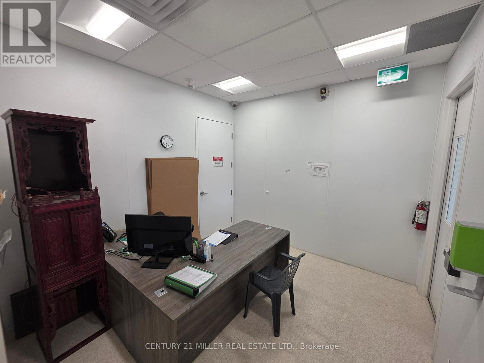 14877 Loyalist Parkway W Property Photo 28