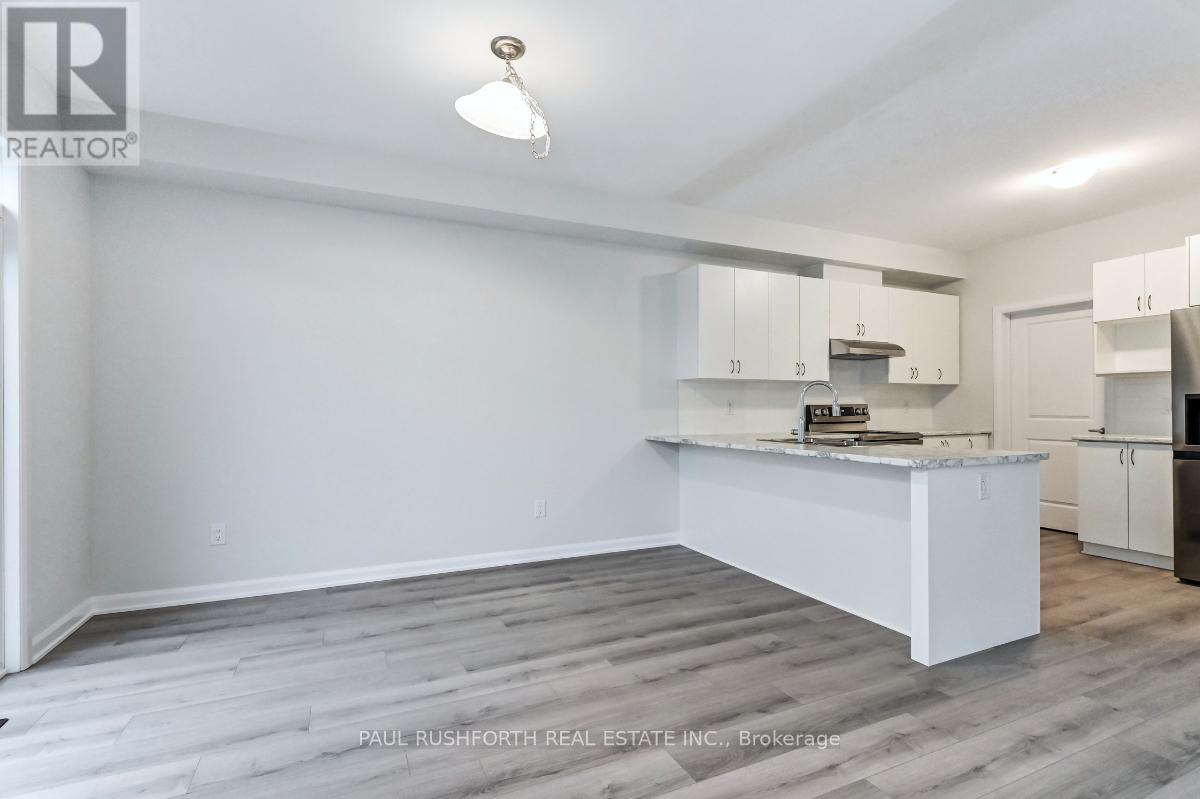 11 Fossa Terrace W Property Photo 11